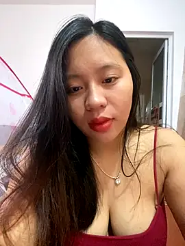 Snapshot of maianhcute chatting on October 2025 12:28:02 AM maianhcute online show from October 2025 12:28:02 AM