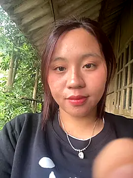 Snapshot of maianhcute chatting on October 2025 08:27:02 AM maianhcute online show from October 2025 08:27:02 AM