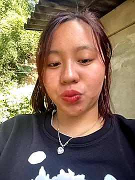 Snapshot of maianhcute chatting on October 2025 03:19:01 AM maianhcute online show from October 2025 03:19:01 AM