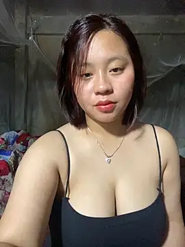 Snapshot of maianhcute chatting on October 2025 07:53:01 AM maianhcute online show from October 2025 07:53:01 AM