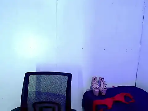 Snapshot of Aiko_shemalexxx chatting on November 2025 05:06:01 AM Aiko shemalexxx online show from November 2025 05:06:01 AM