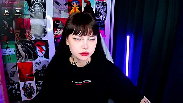 Morana Batt online show from September 2025 01:43:01 AM