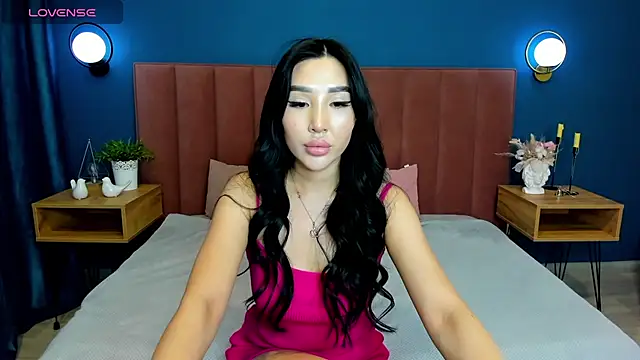 Jennifer Munoz online show from October 2025 08:03:01 AM