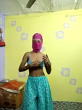 Snapshot of Cute-Rashmii chatting on October 2025 08:59:02 AM Cute-Rashmii online show from October 2025 08:59:02 AM