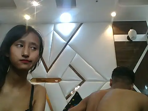 lily 9900 online show from October 2025 03:33:02 PM