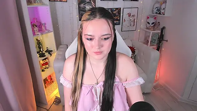 HeyMary online show from September 2025 04:58:02 AM