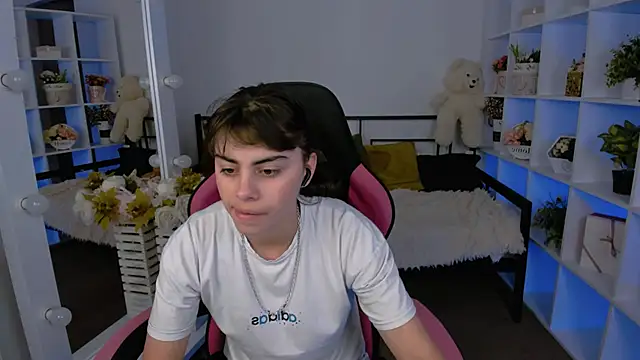 Cocoa Sins online show from October 2025 07:01:02 AM