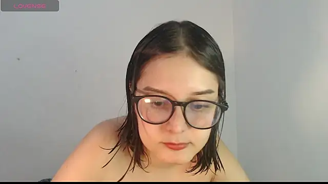 MadieLorez online show from September 2025 09:36:02 PM