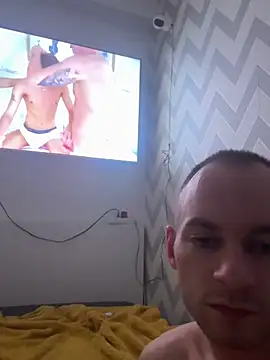 Snapshot of Seriy43 chatting on November 2025 08:14:01 PM Seriy43 online show from November 2025 08:14:01 PM