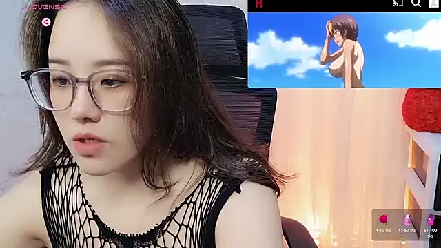 YY-Felicia online show from September 2025 12:38:02 PM