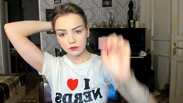 wilson chloe online show from September 2025 12:21:01 AM