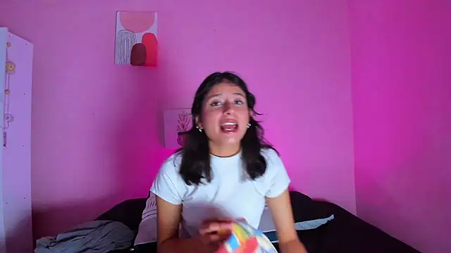 Snapshot of Georgina_Ferri_ chatting on November 2025 05:15:01 PM Georgina Ferri online show from November 2025 05:15:01 PM