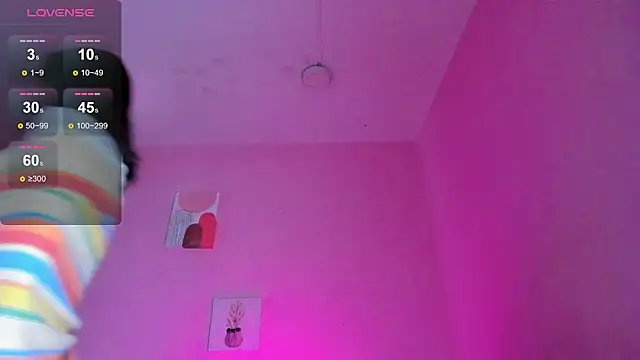 Snapshot of Georgina_Ferri_ chatting on November 2025 05:14:01 PM Georgina Ferri online show from November 2025 05:14:01 PM