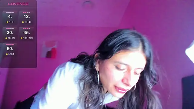 Snapshot of Georgina_Ferri_ chatting on November 2025 05:12:01 PM Georgina Ferri online show from November 2025 05:12:01 PM