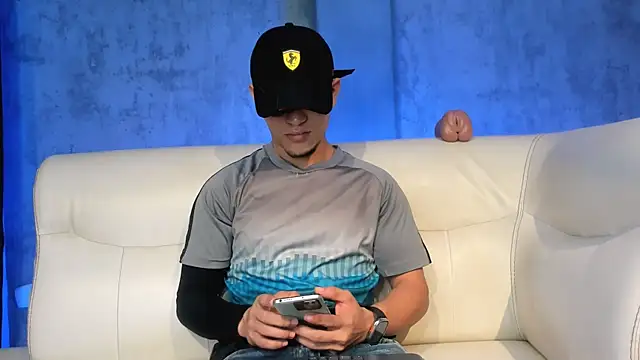 Snapshot of Manuel_FPG chatting on September 2025 12:54:02 PM Manuel FPG online show from September 2025 12:54:02 PM