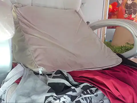 Snapshot of mila_dash chatting on September 2025 12:31:02 PM mila dash online show from September 2025 12:31:02 PM