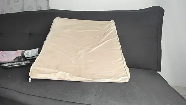 Snapshot of mila_dash chatting on October 2025 01:27:01 AM mila dash online show from October 2025 01:27:01 AM