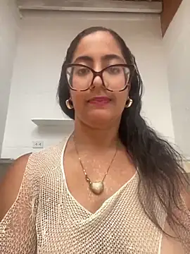 Jessyivonne online show from October 2025 01:57:02 PM