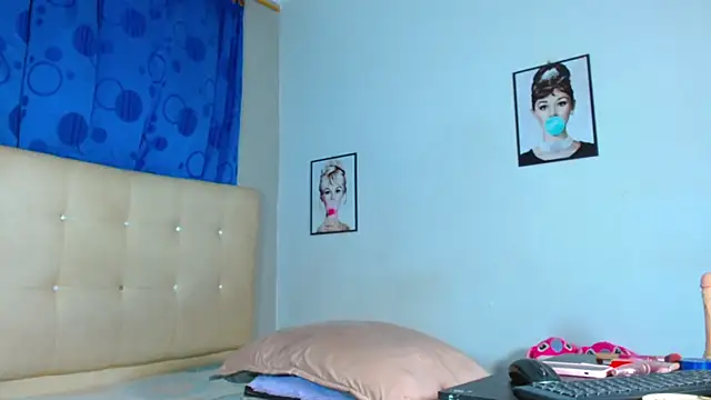 ebonny ts online show from September 2025 11:37:01 AM