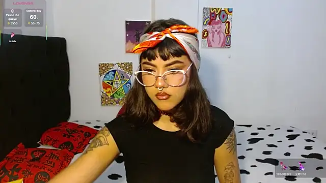 Divinejewel444 online show from October 2025 07:45:02 AM