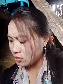 Snapshot of lusy-bae chatting on October 2025 05:46:01 AM lusy-bae online show from October 2025 05:46:01 AM