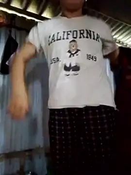 Snapshot of lusy-bae chatting on November 2025 05:06:01 AM lusy-bae online show from November 2025 05:06:01 AM