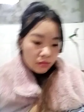 Snapshot of lylylove chatting on October 2025 02:41:02 AM lylylove online show from October 2025 02:41:02 AM