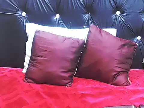 AppleAss02 online show from November 2025 05:01:02 PM