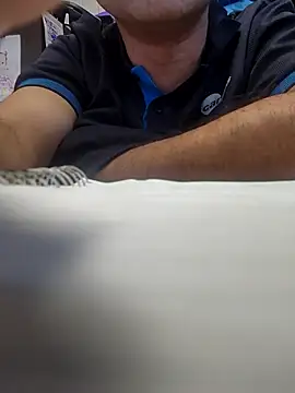 Snapshot of anggllaaa chatting on October 2025 05:51:02 AM anggllaaa online show from October 2025 05:51:02 AM