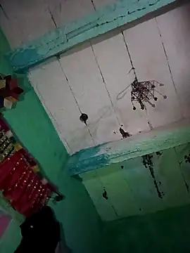 Snapshot of Sexy_queeny chatting on September 2025 06:31:01 PM Sexy queeny online show from September 2025 06:31:01 PM