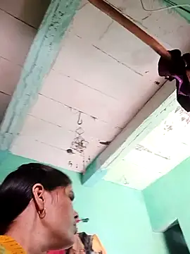 Snapshot of Sexy_queeny chatting on September 2025 08:04:02 AM Sexy queeny online show from September 2025 08:04:02 AM