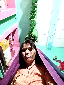 Snapshot of Sexy_queeny chatting on October 2025 05:04:01 PM Sexy queeny online show from October 2025 05:04:01 PM