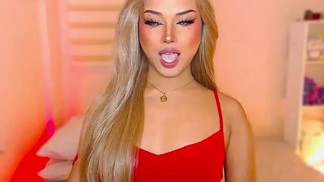 Snapshot of MissRumi_Hunter chatting on October 2025 06:53:01 PM MissRumi Hunter online show from October 2025 06:53:01 PM