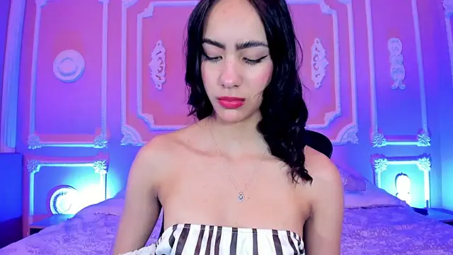 Snapshot of aitana_johns chatting on November 2025 12:38:02 PM aitana johns online show from November 2025 12:38:02 PM