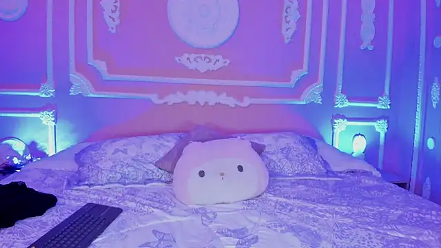 Snapshot of aitana_johns chatting on November 2025 12:15:02 PM aitana johns online show from November 2025 12:15:02 PM