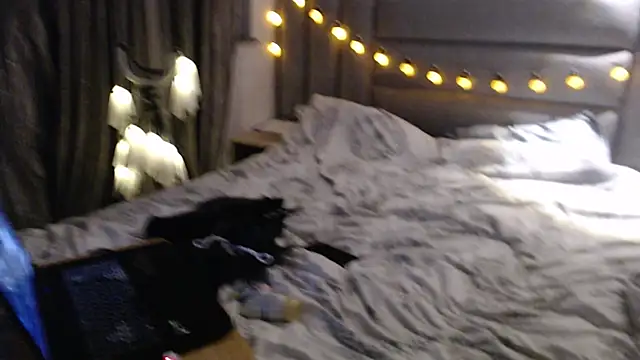 Liltightbabe online show from October 2025 08:43:01 PM