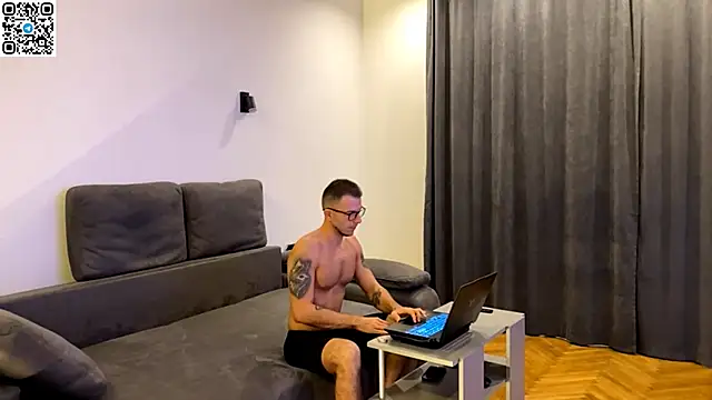 Snapshot of speed_god chatting on November 2025 09:15:01 PM speed god online show from November 2025 09:15:01 PM