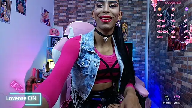 Starhott  online show from September 2025 02:55:01 AM