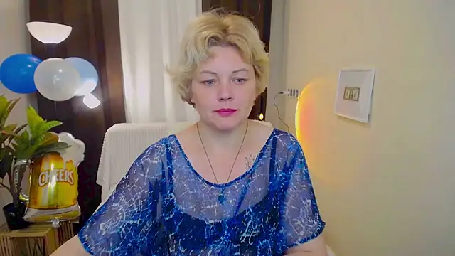 LadyElina online show from September 2025 11:55:02 AM
