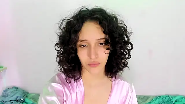 Snapshot of TeensNews18 chatting on September 2025 11:25:01 AM TeensNews18 online show from September 2025 11:25:01 AM