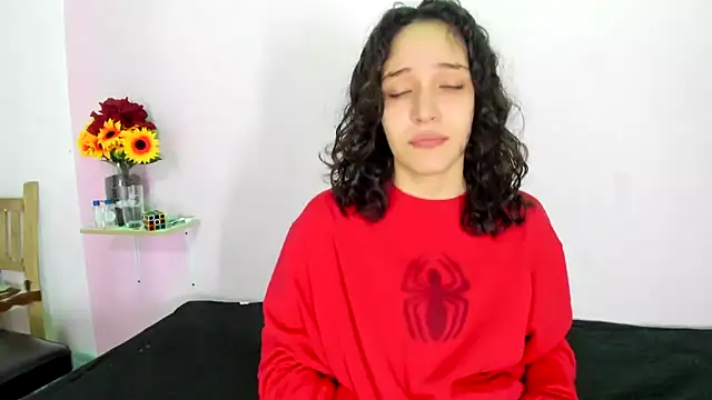 Snapshot of TeensNews18 chatting on September 2025 11:20:01 PM TeensNews18 online show from September 2025 11:20:01 PM