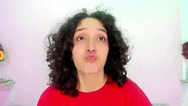 Snapshot of TeensNews18 chatting on October 2025 11:01:02 PM TeensNews18 online show from October 2025 11:01:02 PM