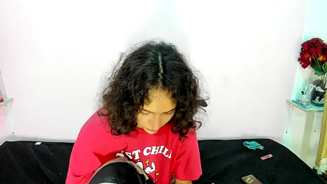 Snapshot of TeensNews18 chatting on October 2025 01:23:02 PM TeensNews18 online show from October 2025 01:23:02 PM