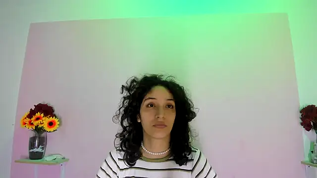 Snapshot of TeensNews18 chatting on October 2025 11:14:02 AM TeensNews18 online show from October 2025 11:14:02 AM