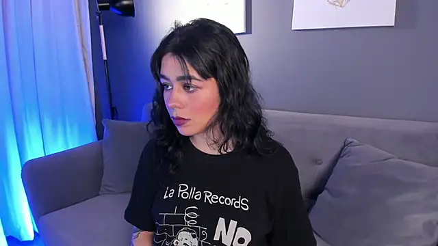 Snapshot of flower_smith_ chatting on November 2025 11:43:02 AM flower smith online show from November 2025 11:43:02 AM