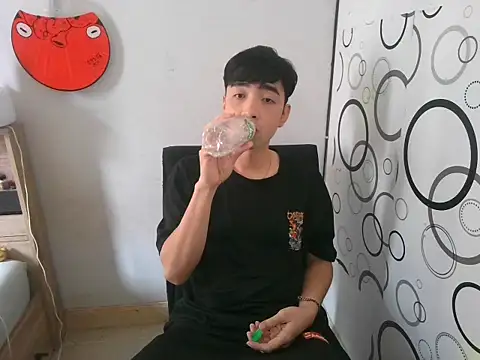 moaman190 online show from November 2025 07:44:02 AM