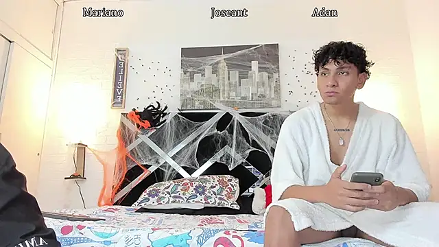 Adan Oriol online show from October 2025 03:51:02 AM