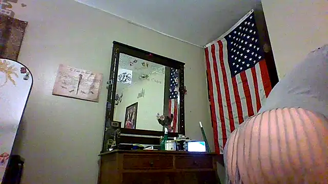 Snapshot of Bored_Grandma chatting on October 2025 06:53:02 AM Bored Grandma online show from October 2025 06:53:02 AM