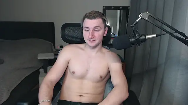 Snapshot of Elvin_Vaenight chatting on November 2025 12:43:02 AM Elvin Vaenight online show from November 2025 12:43:02 AM