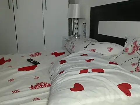 petite danielle online show from September 2025 07:19:02 AM